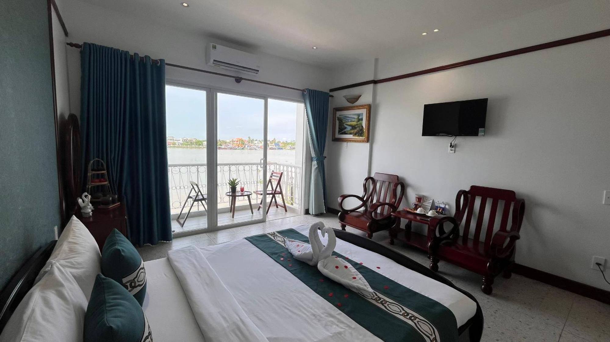 Chuong Duong Hotel My Tho Exterior photo