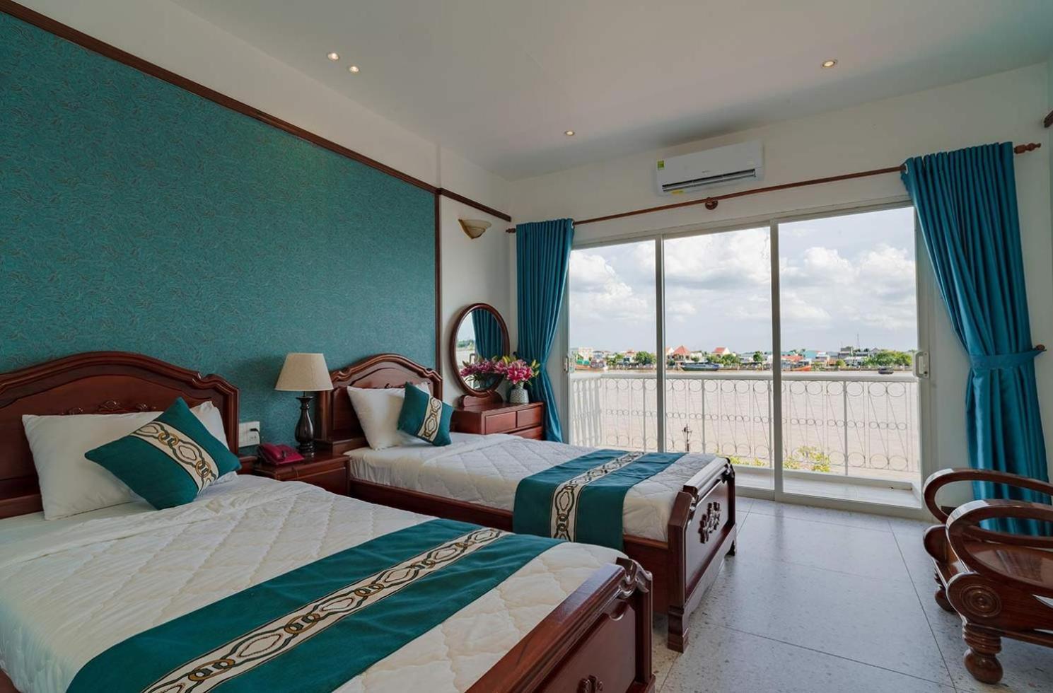 Chuong Duong Hotel My Tho Exterior photo